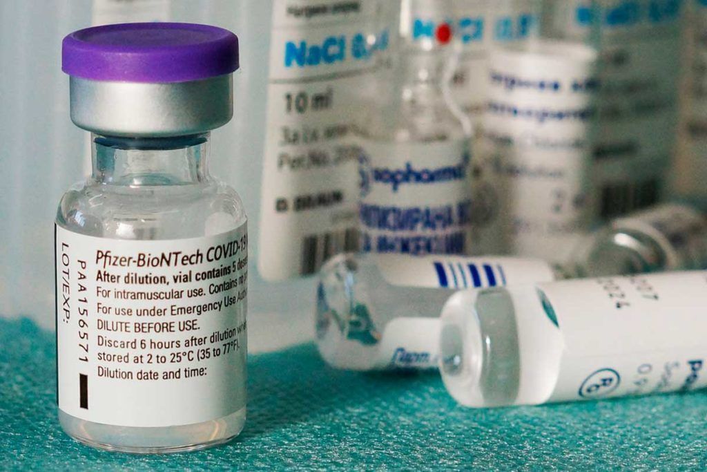 Eficacia real de la vacuna de Pfizer: el riesgo de Covid-19 grave disminuye en un 92%