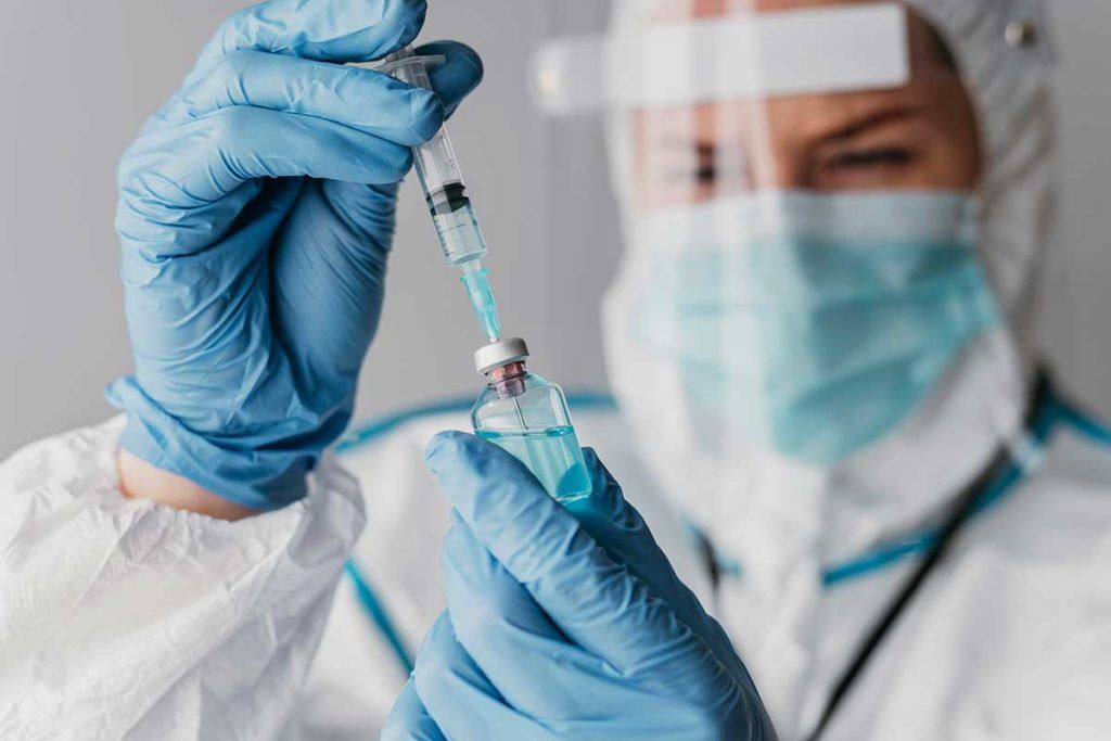 La primera panvacuna contra el coronavirus supera con éxito el ensayo con animales