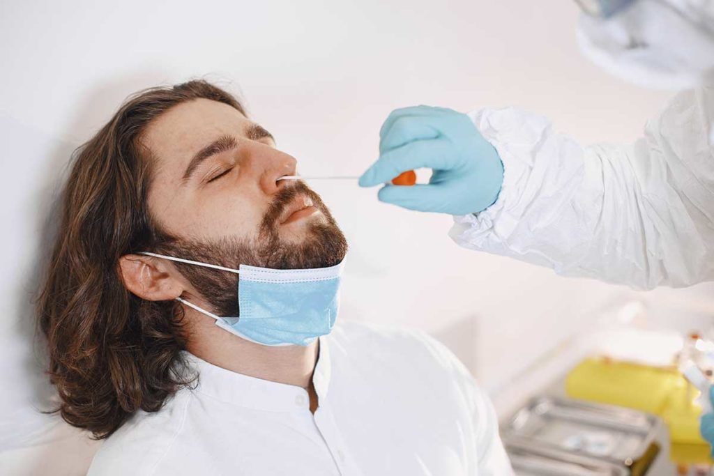 Un análisis génico diagnostica con eficacia Covid-19 y gripe