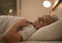 Asocian dormir con la luz encendida con riesgo de obesidad y diabetes Asocian dormir con la luz encendida con riesgo de obesidad y diabetes