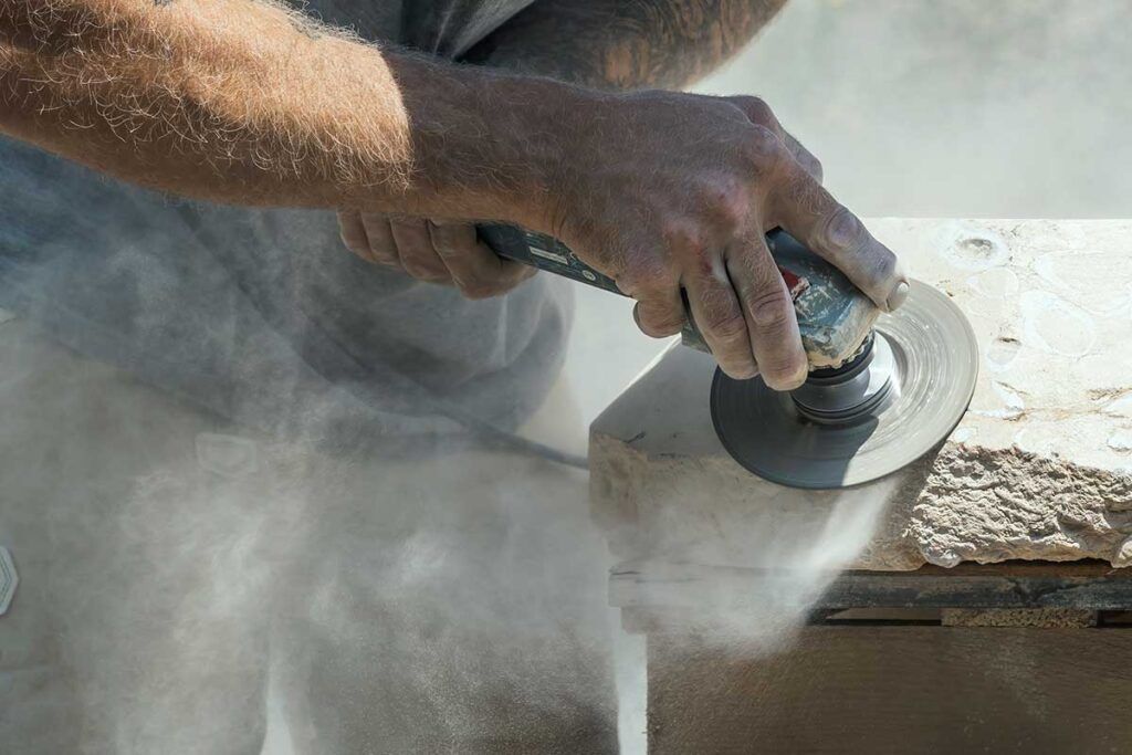 Aumentan los casos de silicosis por la piedra artificial en encimeras de cocina