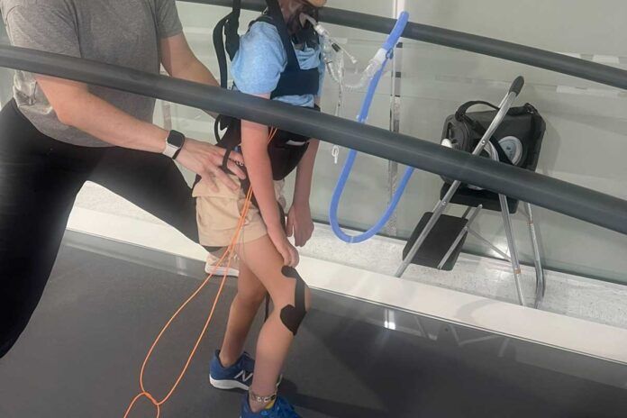 Nueva terapia para niños con una rara afección neurológica