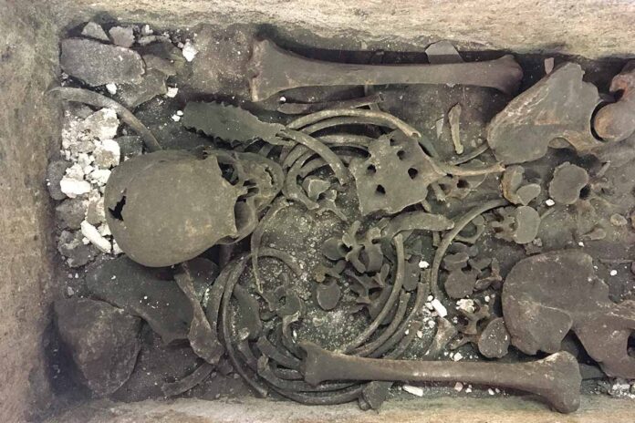 Tras más de un siglo de hipótesis, el sarcófago romano de Westminster contiene los restos de un monje medieval